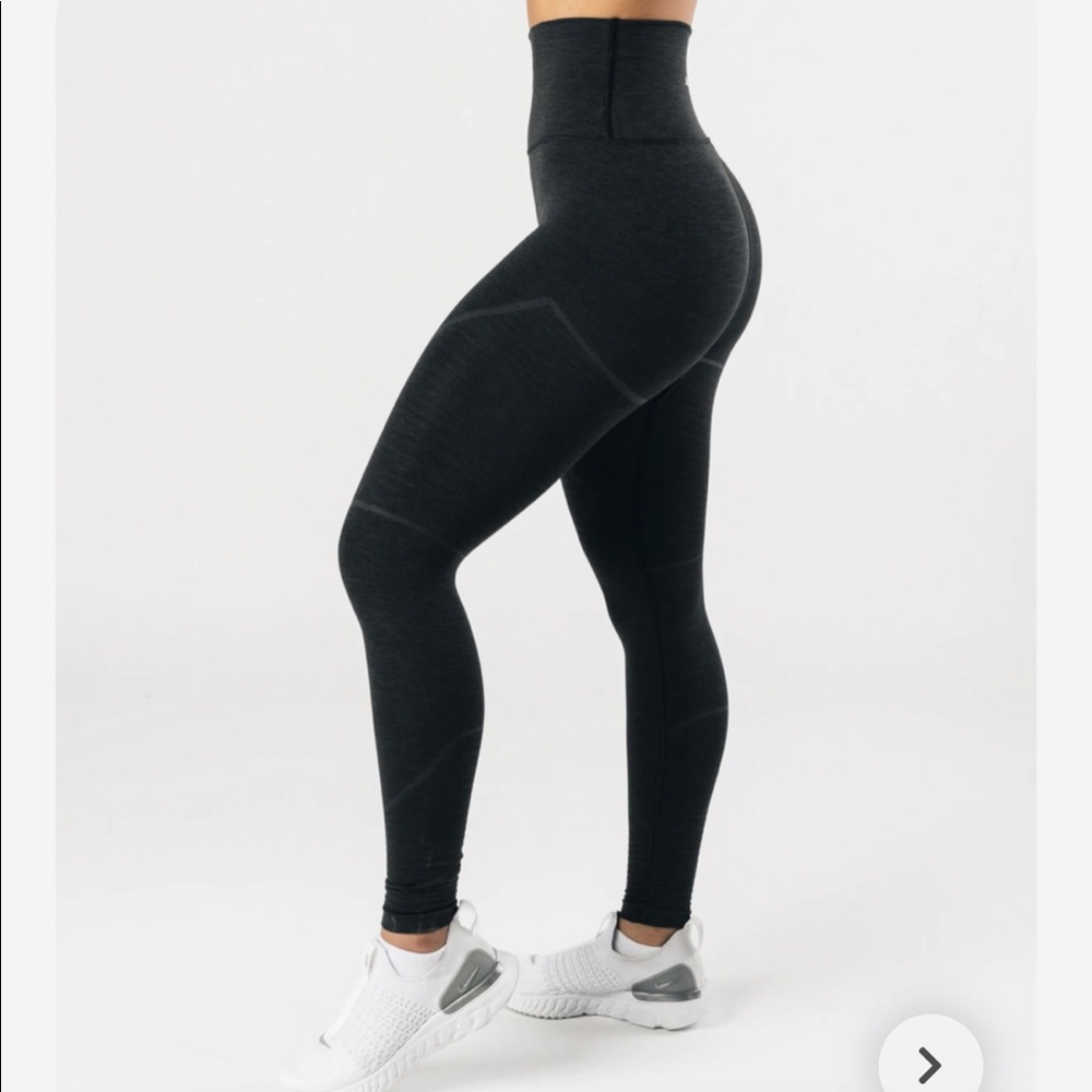 Alphalete Revival legging